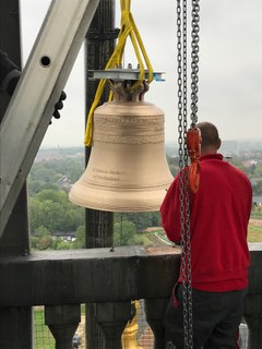 1309 Friedensglocken in Leuven gesegnet 04.jpg